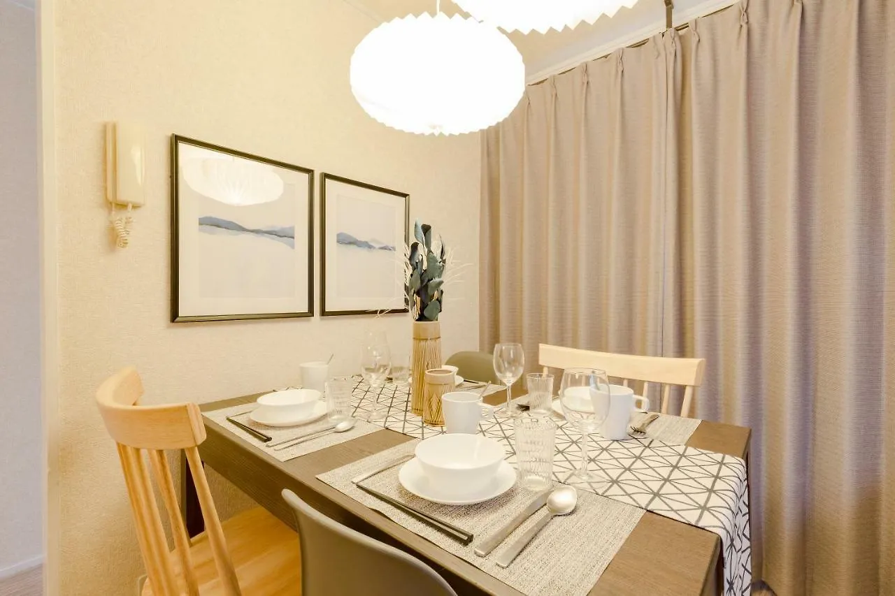 Ritz Place Nishikujo Osaka 2*,